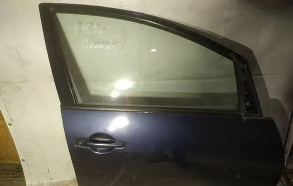 Mitsubishi Grandis Front door melynos