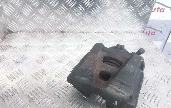 Audi Q3 8U Front brake caliper