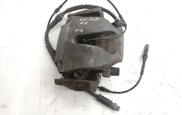 BMW X5 F15 Front brake caliper 7494245