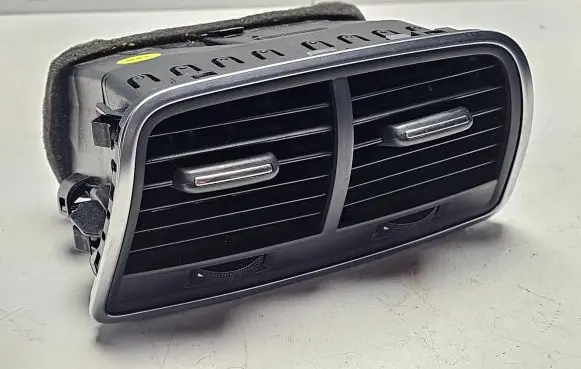 Audi A6 S6 C7 4G Rear air vent grill 4G0819203 9026000 90260000