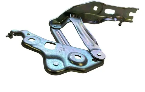 Skoda Octavia Mk3 (5E) Tailgate/trunk/boot hinge 5E3823301 2022L1