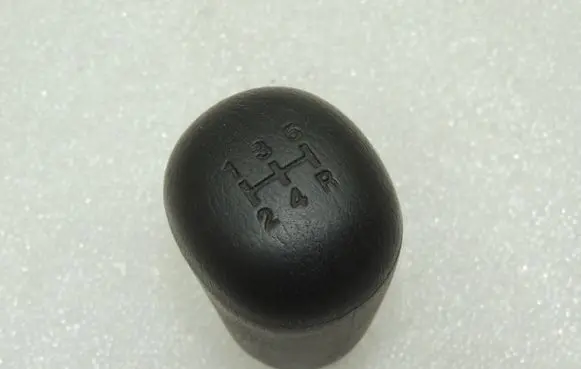 Suzuki Jimny Gear lever shifter trim leather/knob 2811378G41AHA