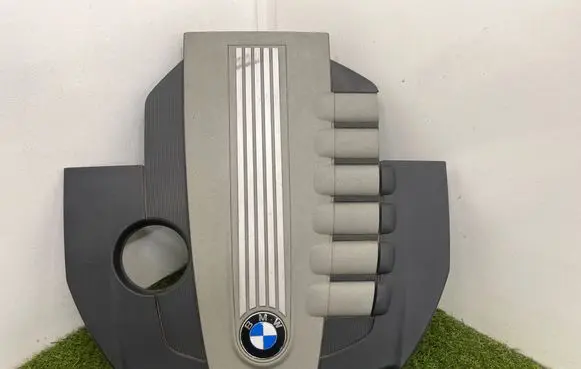 BMW X5 E70 Engine cover (trim) 11147798374