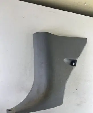 Toyota Hilux (AN10, AN20, AN30) Foot area side trim 621120K100