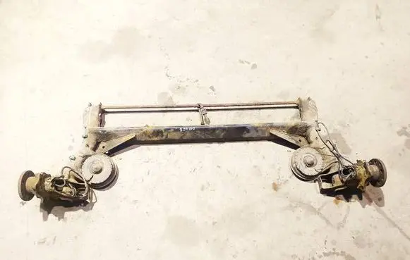 Volkswagen PASSAT B5 Rear subframe 