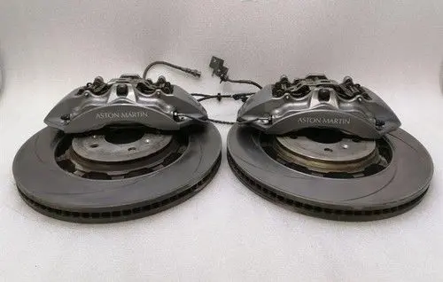 Aston Martin DB11 Front Brake Caliper Pad/Carrier FD432C463AA