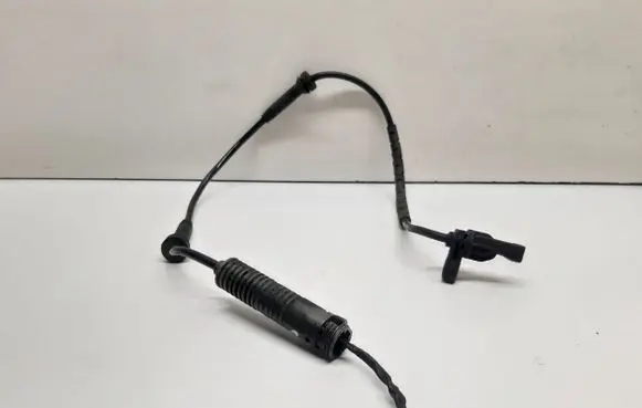 BMW 3 E90 E91 ABS brake wheel speed sensor 6762465