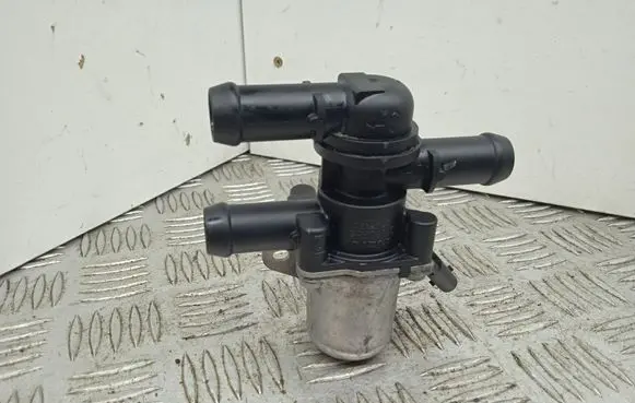 Volvo XC90 Electric auxiliary coolant/water pump 31338385