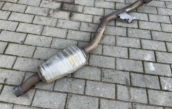 Audi Q7 4M Muffler/silencer 4M0253211N 4M0118B