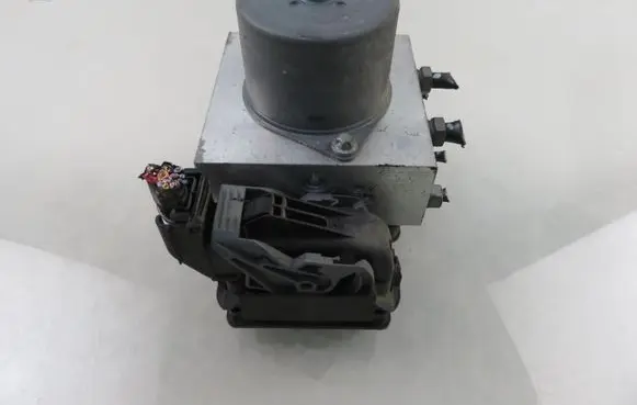 Ford S-MAX ABS Pump 6G912C405AH