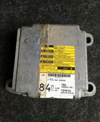 Toyota Avensis T250 Airbag control unit/module 208623102