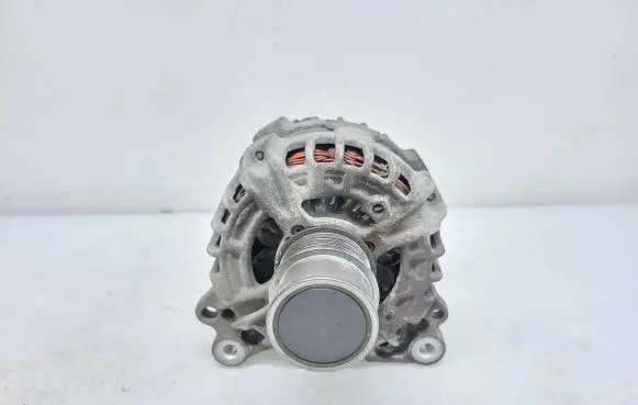 Volkswagen Golf VII Generator/alternator 04C903023L F000BL08F2