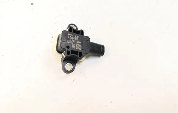 Audi A1 Airbag deployment crash/impact sensor 4H0955557