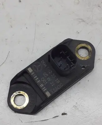 Mercedes-Benz ML W164 ESP acceleration yaw rate sensor 0045243518