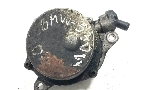 BMW 5 E60 E61 Vacuum pump 11667791232 7791232 06T3193143