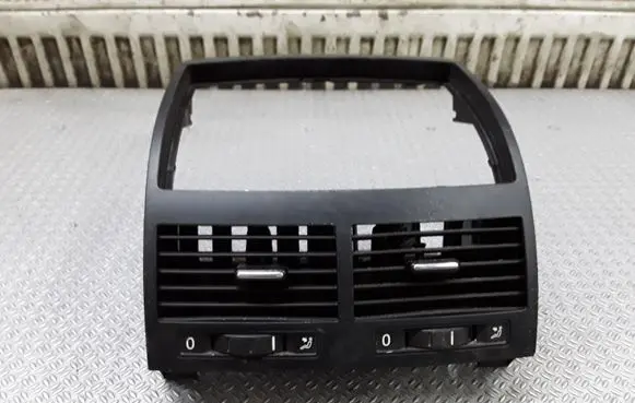 Dash center air vent grill