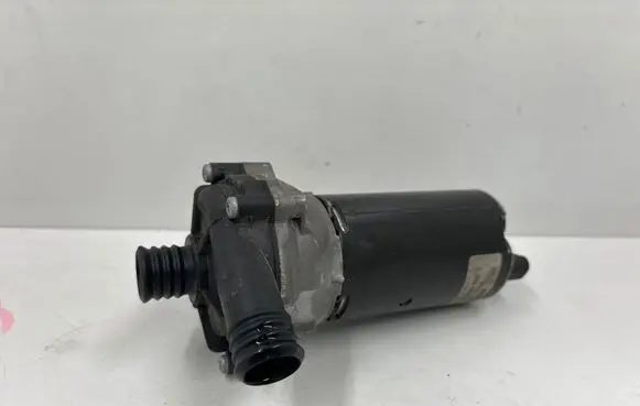 Mercedes-Benz CLS C218 X218 Electric auxiliary coolant/water pump A005000186 0392022010