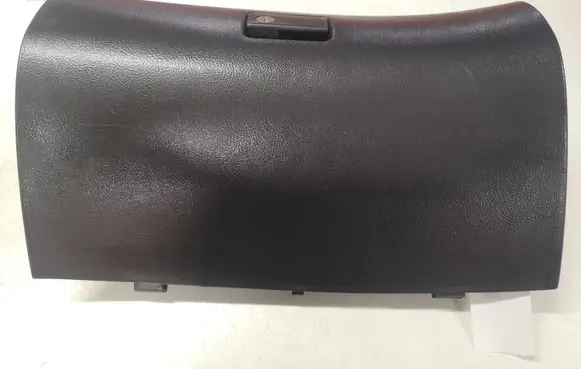 Toyota Avensis T250 Glove box 33126 5555005070