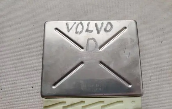 Volvo S80 Engine control unit/module 1T0002207 T99210020 P09472349
