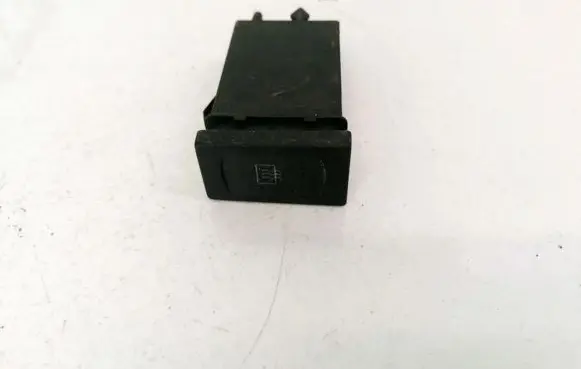 Volkswagen PASSAT B5.5 Windscreen/window heater switch 3B0959621D
