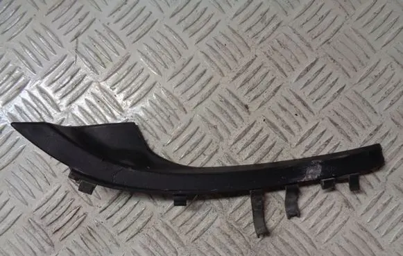 Nissan Note (E12) Windshield trim 668953VV0A