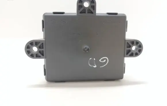 Ford Focus Door control unit/module BV6N14B532AJ AV6N14C066AH AV6N14C236AB
