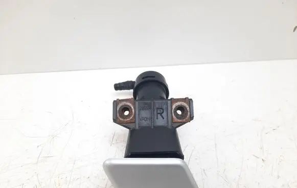 Headlight washer spray nozzle