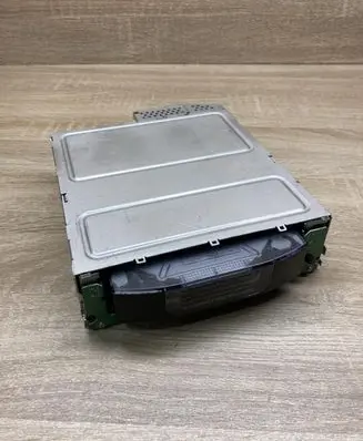 BMW 5 E60 E61 CD/DVD changer 9131850