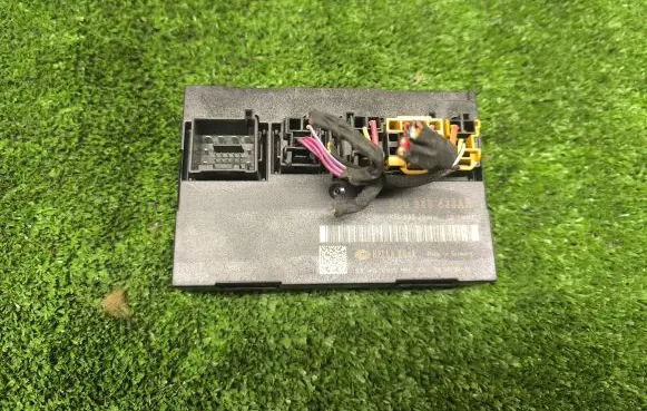 Volkswagen PASSAT B6 Comfort/convenience module 3C0959433