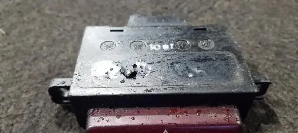 Mazda 323 Hazard light switch