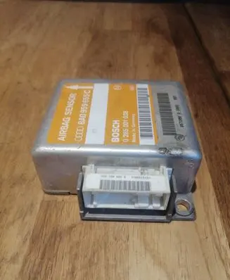 Audi A4 S4 B5 8D Airbag control unit/module 8A0959655C