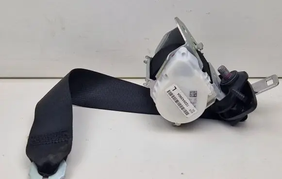 BMW 6 F12 F13 Rear seatbelt 722643904 7226439