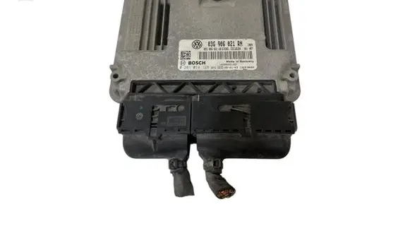 Volkswagen Touran I Engine control unit/module 03G906021RN 03G906021AB 0281014128