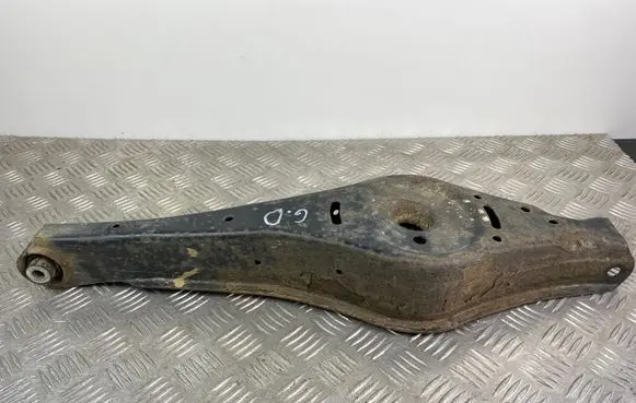 Volkswagen Tiguan Rear control arm