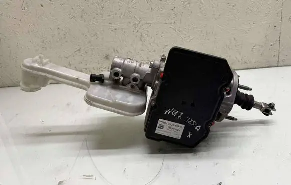 Tesla Model X Brake booster 104552300C P104552300C