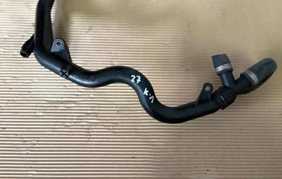 BMW X5 E70 Engine coolant pipe/hose 7787379