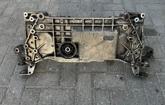 Skoda Octavia Mk2 (1Z) Front subframe 1K0199369F 1K0199296E 1K0199295E