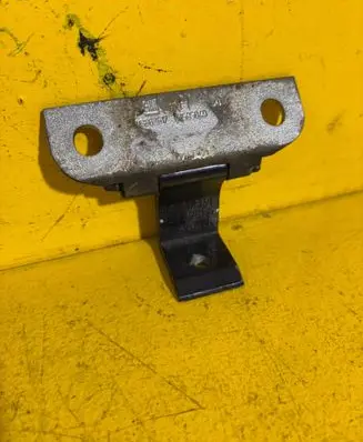 Opel Astra J Rear door lower hinge 93862617