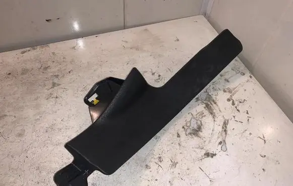 Volvo S60 (C) pillar trim 31348251