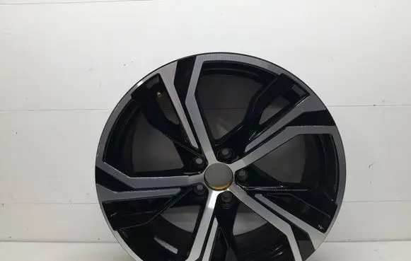 R19 alloy rim