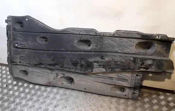 Audi A3 S3 8V Center/middle under tray cover 5Q0825201L