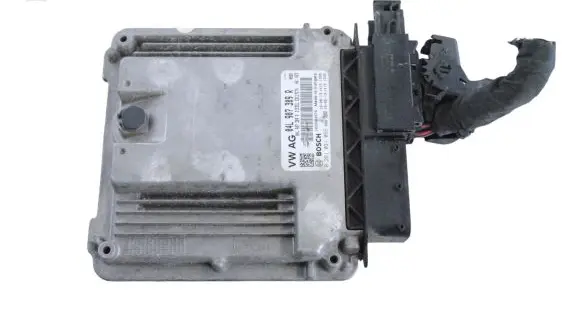 Volkswagen Golf VII Engine control unit/module 04L907309R 0281031066