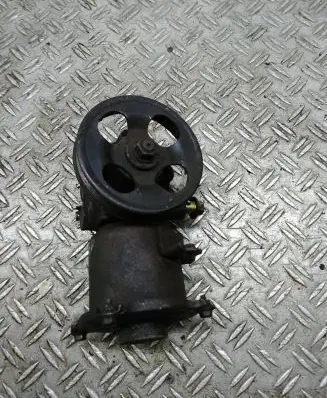 Subaru Forester SF Power steering pump