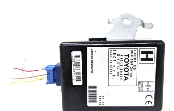 Toyota Yaris Door central lock control unit/module 897400D100