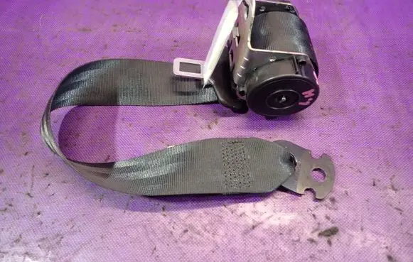 Fiat Punto (199) Front seatbelt 620182100b