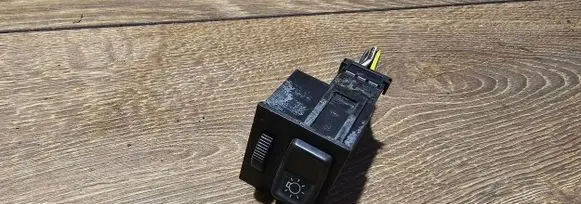 Volkswagen PASSAT B2 Light switch 321941531k