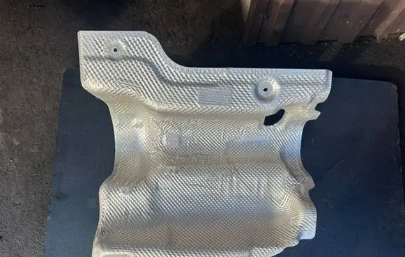 Mercedes-Benz E W238 Exhaust heat shield A2054700347 ZGS005 10C105898