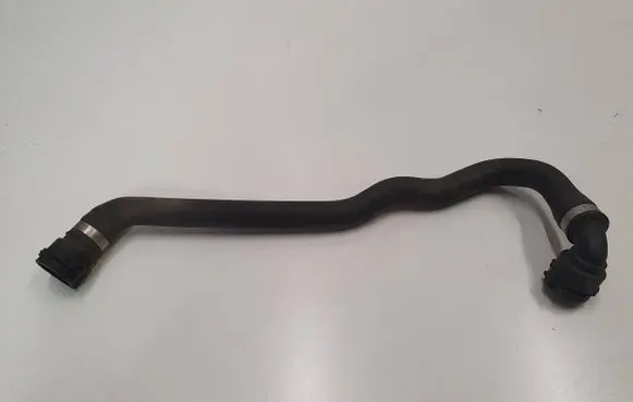 BMW 1 E82 E88 Engine coolant pipe/hose 7796871
