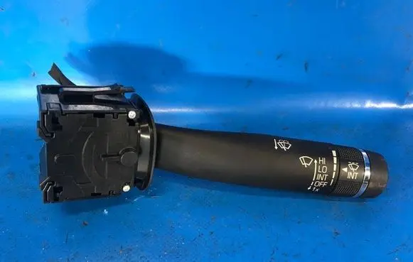Cadillac ATS Gear shift switch/knob 23147325