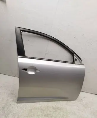 KIA Sportage Front door